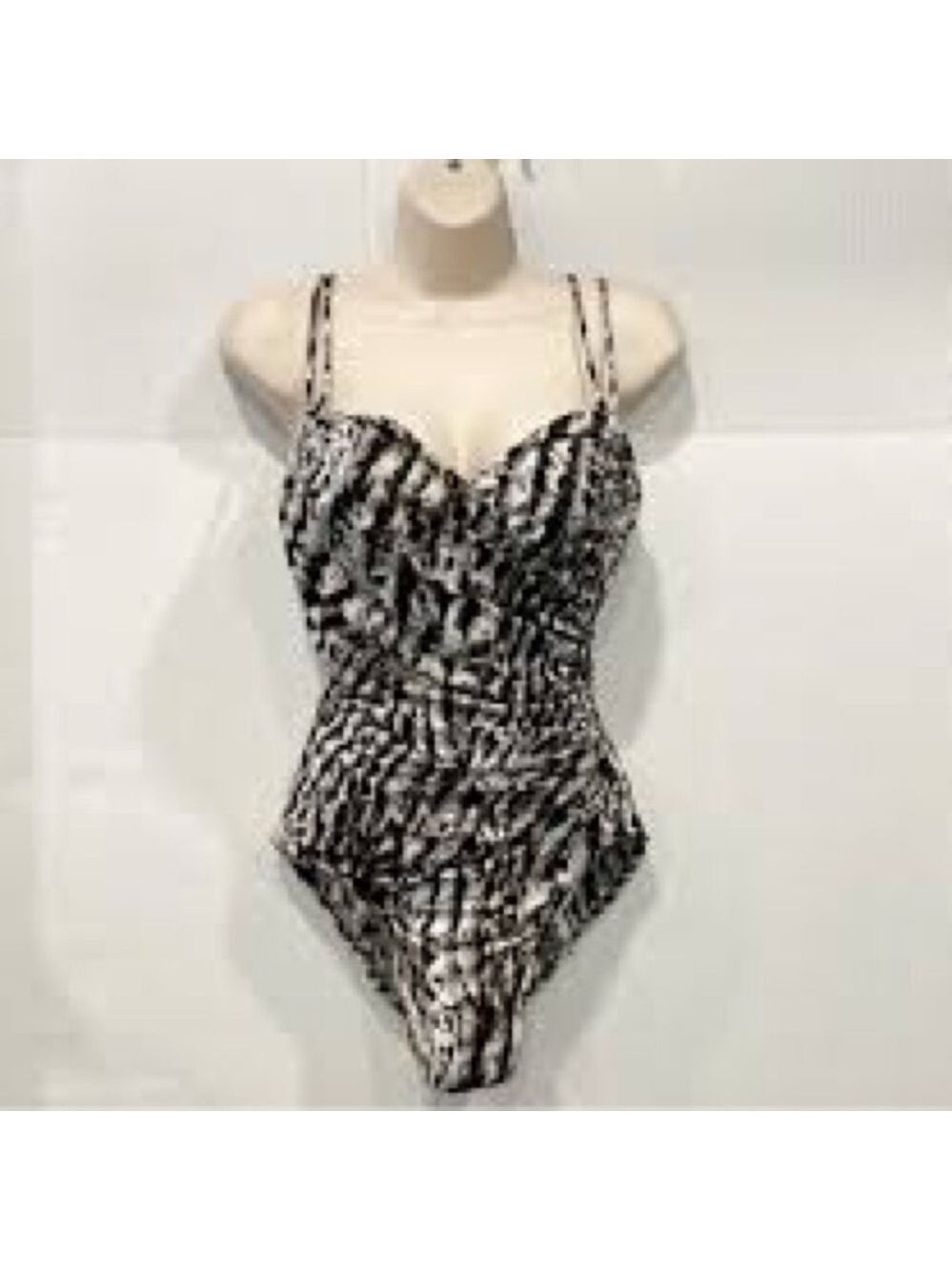 Magicsuit by Miraclesuit  Abstract Leopard Animal Print Swimsuit Sz 8